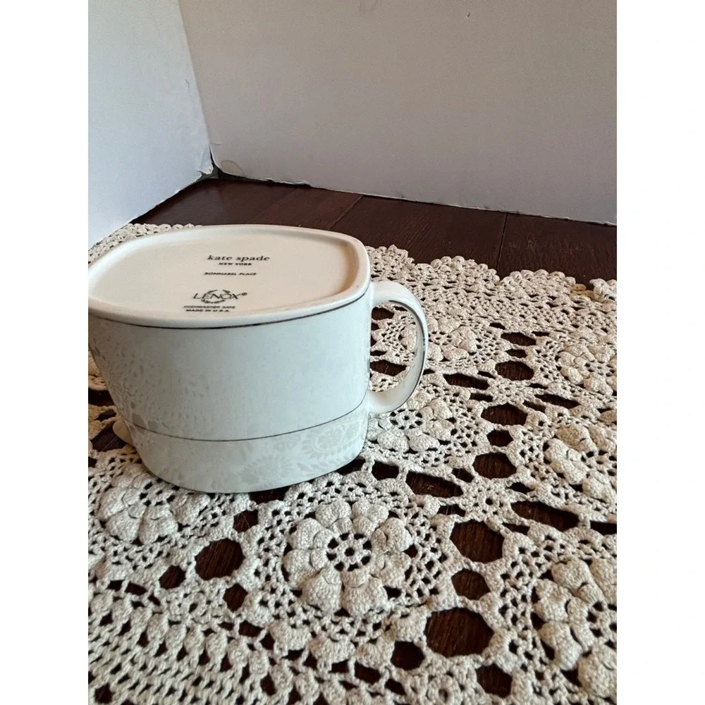Kate‎ Spade New York Lenox Bonnabel Place Creamer White Paisley Silver Trim USA